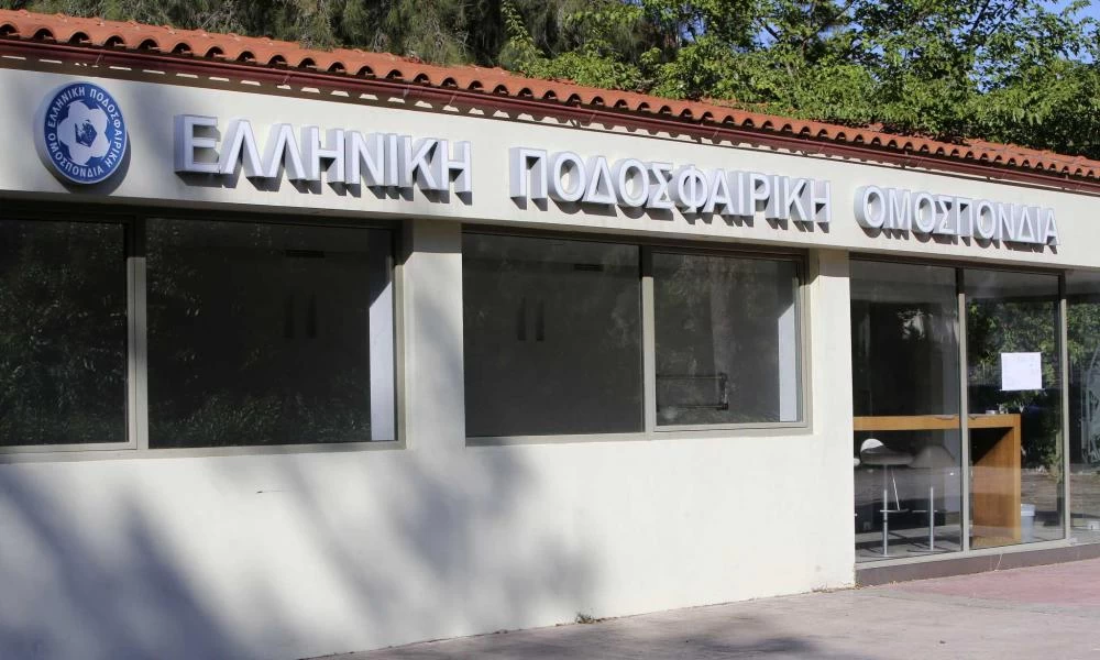 ΕΠΟ: "Έσπασαν" αυτοκίνητο αθλητικού δικαστή, μέλους του Διαιτητικού Δικαστηρίου